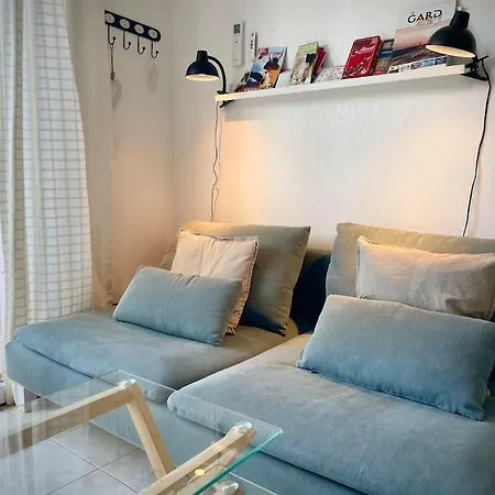 Gite Confortable Avec Terrasse, Piscine Calvisson