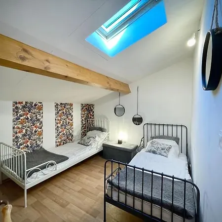 Casa de Férias Gite Confortable Avec Terrasse, Piscine