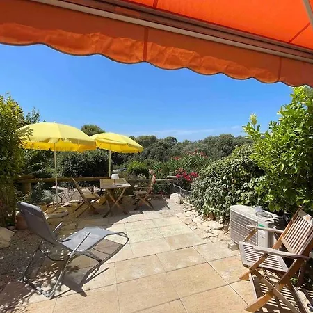 Gite Confortable Avec Terrasse, Piscine * Calvisson