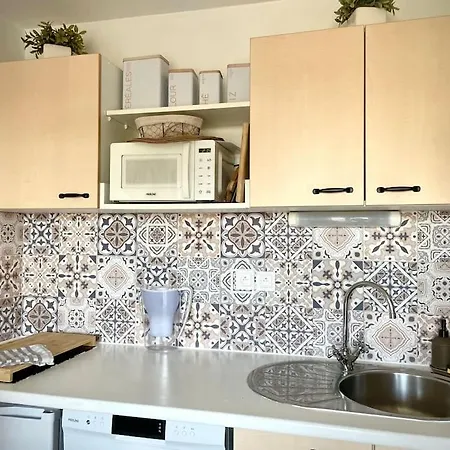 Casa de Férias Gite Confortable Avec Terrasse, Piscine