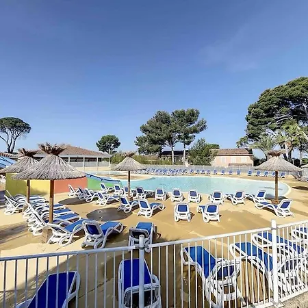 Casa de Férias Gite Confortable Avec Terrasse, Piscine Calvisson