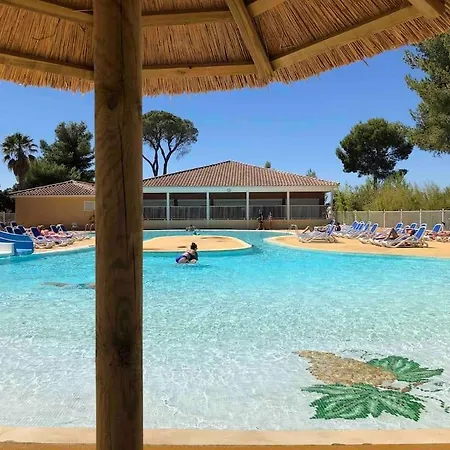 Gite Confortable Avec Terrasse, Piscine Calvisson